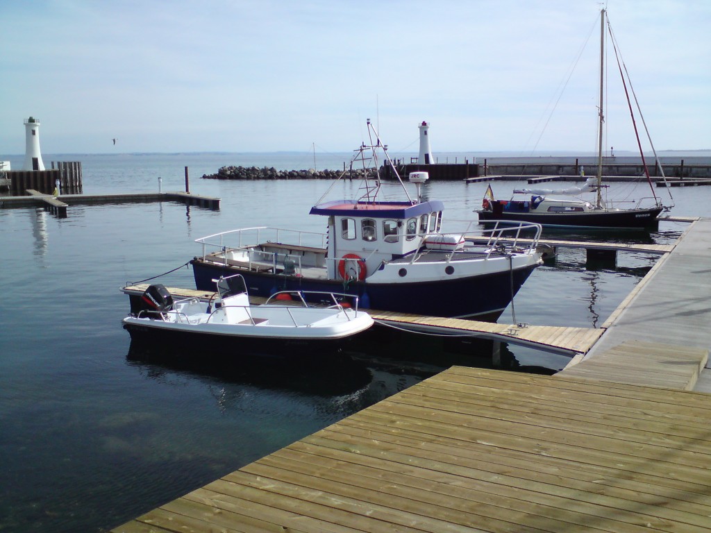 Tauchboot Hafen Mommark